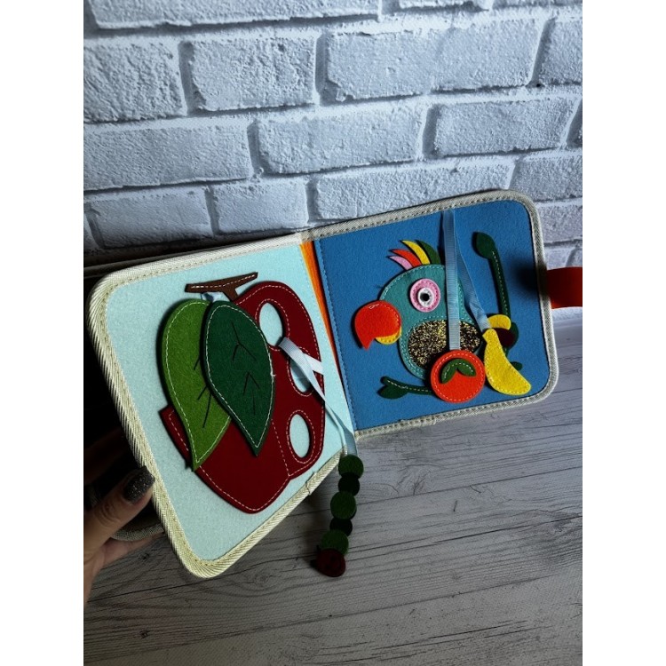 М'ЯКА КНИЖКА БІЗИБОРД 75321